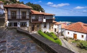 Hotel rural en asturias-colunga- Visita Lastres